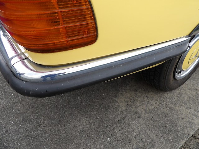 Oldtimer, mercedes-benz, sl-klasse, 350 sl roadster, geel, 1972 - afbeelding 128 van  144