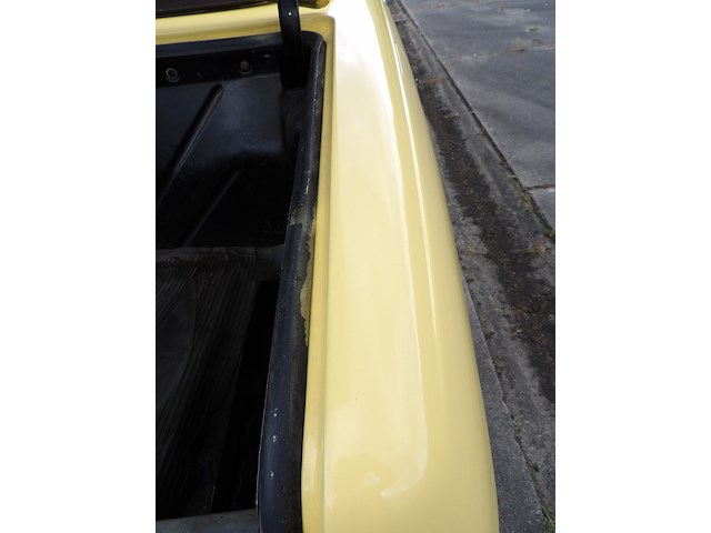 Oldtimer, mercedes-benz, sl-klasse, 350 sl roadster, geel, 1972 - afbeelding 137 van  144
