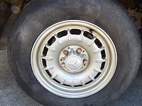 Oldtimer, mercedes-benz, w116 450sel, grijs-metallic, circa 1973 - afbeelding 17 van  191