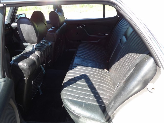Oldtimer, mercedes-benz, w116 450sel, grijs-metallic, circa 1973 - afbeelding 25 van  191