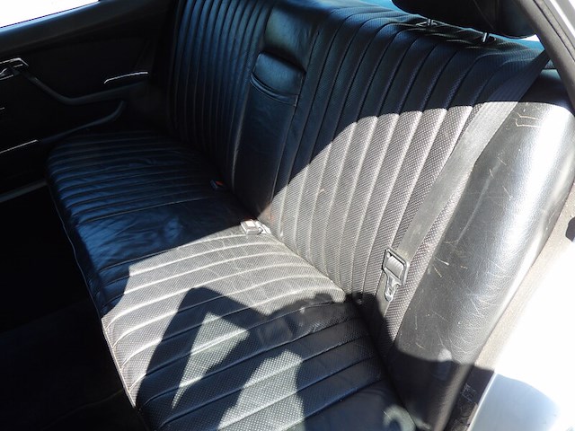 Oldtimer, mercedes-benz, w116 450sel, grijs-metallic, circa 1973 - afbeelding 26 van  191