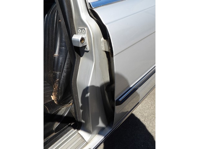 Oldtimer, mercedes-benz, w116 450sel, grijs-metallic, circa 1973 - afbeelding 41 van  191