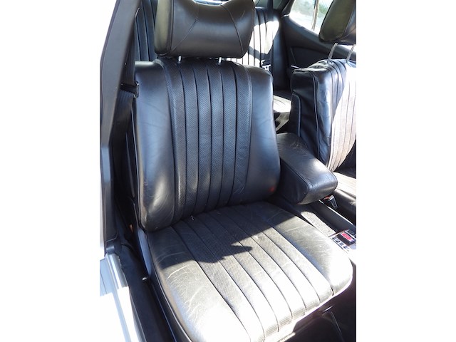 Oldtimer, mercedes-benz, w116 450sel, grijs-metallic, circa 1973 - afbeelding 69 van  191