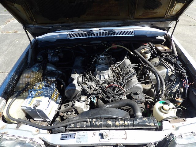 Oldtimer, mercedes-benz, w116 450sel, grijs-metallic, circa 1973 - afbeelding 85 van  191