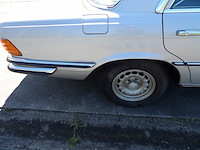 Oldtimer, mercedes-benz, w116 450sel, grijs-metallic, circa 1973 - afbeelding 131 van  191