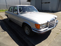 Oldtimer, mercedes-benz, w116 450sel, grijs-metallic, circa 1973 - afbeelding 126 van  191