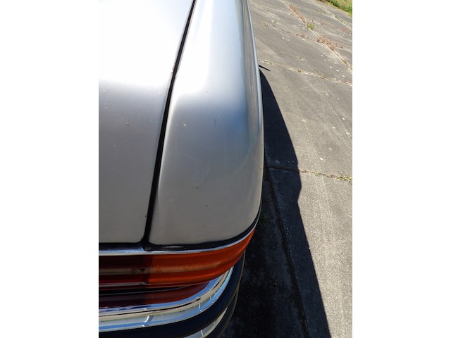 Oldtimer, mercedes-benz, w116 450sel, grijs-metallic, circa 1973 - afbeelding 140 van  191