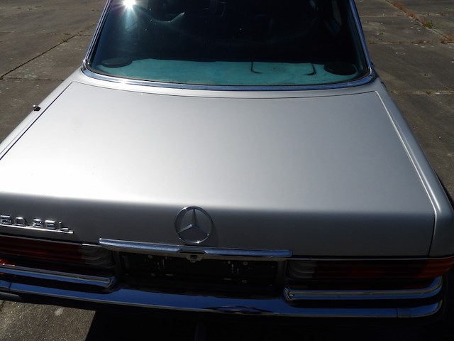 Oldtimer, mercedes-benz, w116 450sel, grijs-metallic, circa 1973 - afbeelding 141 van  191