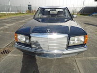 Oldtimer, mercedes-benz, w126 380se, blauw, 1980 - afbeelding 12 van  74