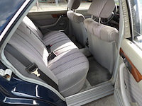Oldtimer, mercedes-benz, w126 380se, blauw, 1980 - afbeelding 29 van  74