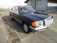 Oldtimer, mercedes-benz, w126 380se, blauw, 1980 - afbeelding 23 van  74