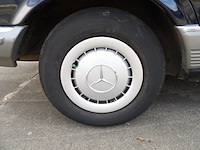 Oldtimer, mercedes-benz, w126 380se, blauw, 1980 - afbeelding 35 van  74