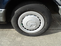 Oldtimer, mercedes-benz, w126 380se, blauw, 1980 - afbeelding 36 van  74