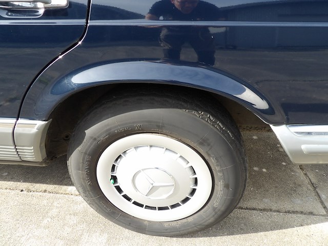 Oldtimer, mercedes-benz, w126 380se, blauw, 1980 - afbeelding 46 van  74