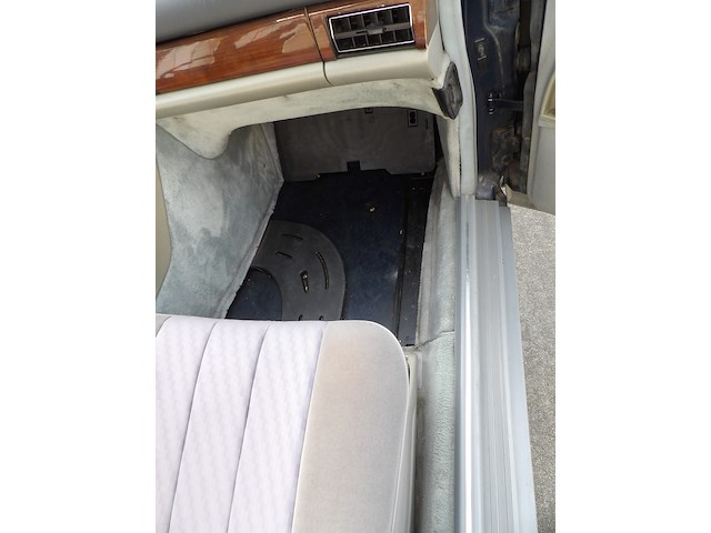 Oldtimer, mercedes-benz, w126 380se, blauw, 1980 - afbeelding 59 van  74