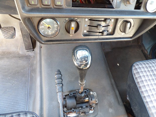 Oldtimer, mercedes-benz, w460 g-klasse 300gd, grijs-metallic, 1984 - afbeelding 29 van  192