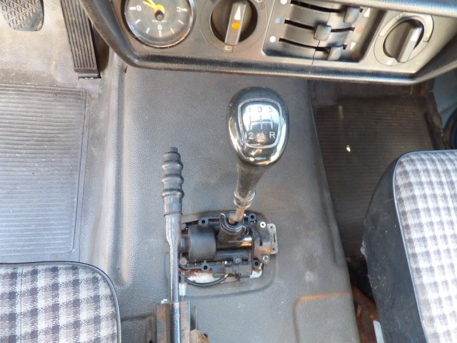 Oldtimer, mercedes-benz, w460 g-klasse 300gd, grijs-metallic, 1984 - afbeelding 30 van  192