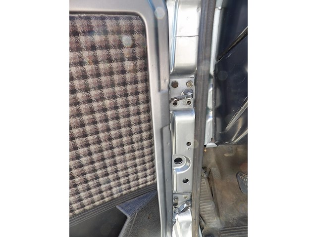 Oldtimer, mercedes-benz, w460 g-klasse 300gd, grijs-metallic, 1984 - afbeelding 36 van  192