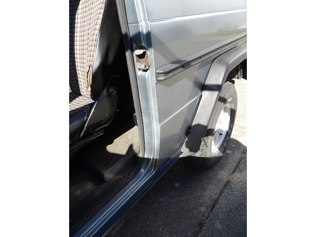 Oldtimer, mercedes-benz, w460 g-klasse 300gd, grijs-metallic, 1984 - afbeelding 38 van  192