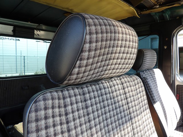 Oldtimer, mercedes-benz, w460 g-klasse 300gd, grijs-metallic, 1984 - afbeelding 60 van  192