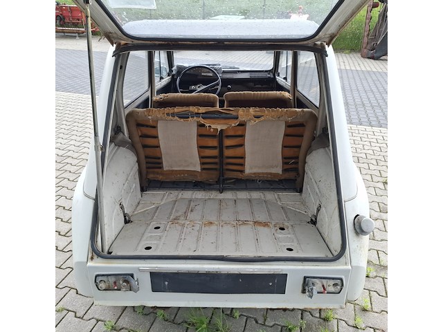 Oldtimer personenauto, citroen, ayb-am dyane 6 commercial, wit, 1969 - afbeelding 28 van  52