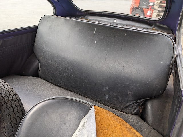 Oldtimer personenauto, fiat, 600l, 1972 - afbeelding 6 van  49
