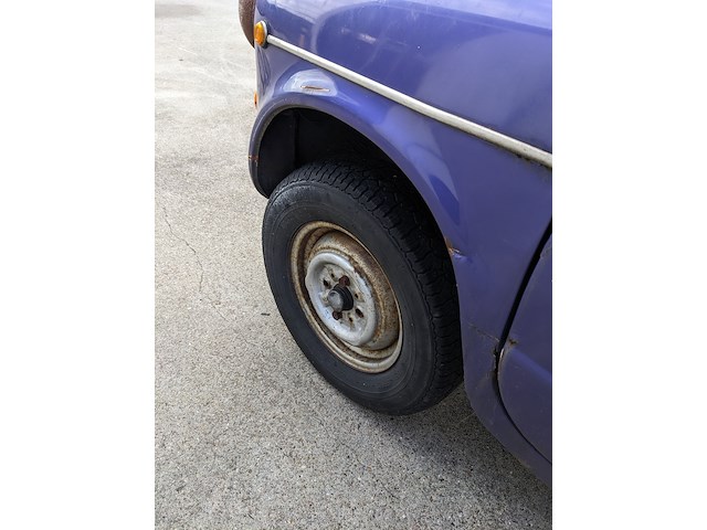 Oldtimer personenauto, fiat, 600l, 1972 - afbeelding 21 van  49