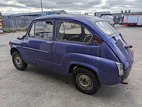 Oldtimer personenauto, fiat, 600l, 1972 - afbeelding 34 van  49