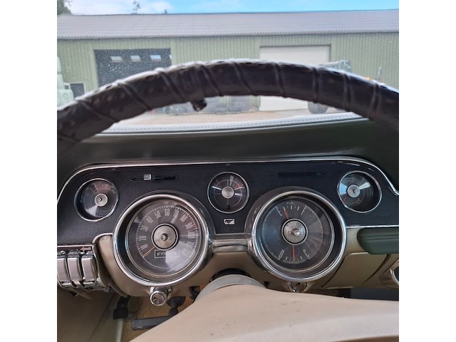 Oldtimer personenauto, ford, mustang, 1968 - afbeelding 5 van  57