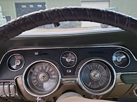 Oldtimer personenauto, ford, mustang, 1968 - afbeelding 5 van  57