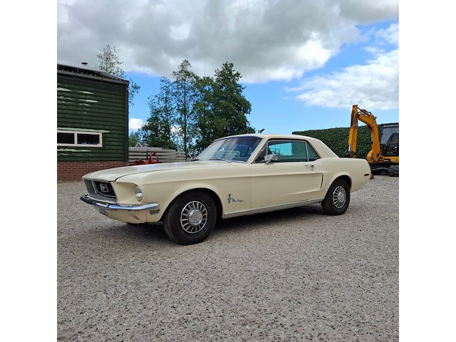 Oldtimer personenauto, ford, mustang, 1968 - afbeelding 1 van  57