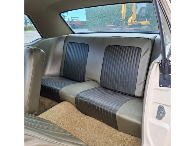 Oldtimer personenauto, ford, mustang, 1968 - afbeelding 18 van  57