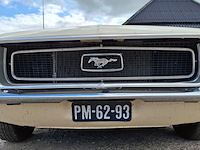 Oldtimer personenauto, ford, mustang, 1968 - afbeelding 21 van  57