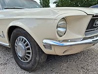 Oldtimer personenauto, ford, mustang, 1968 - afbeelding 22 van  57