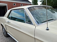Oldtimer personenauto, ford, mustang, 1968 - afbeelding 26 van  57