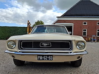 Oldtimer personenauto, ford, mustang, 1968 - afbeelding 23 van  57