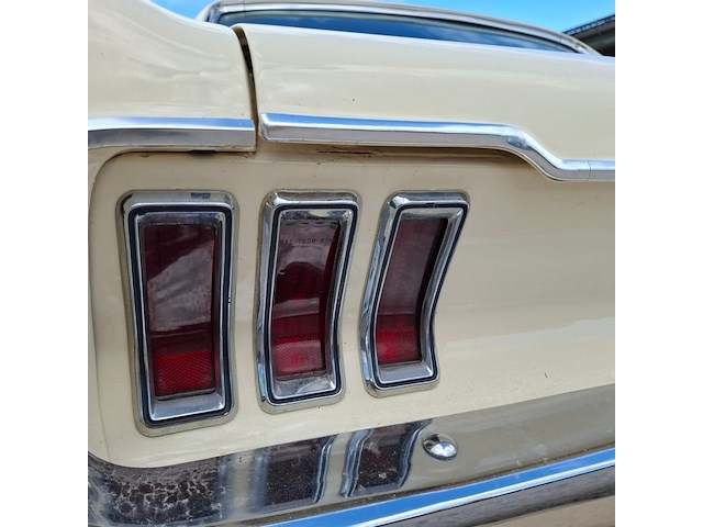 Oldtimer personenauto, ford, mustang, 1968 - afbeelding 39 van  57