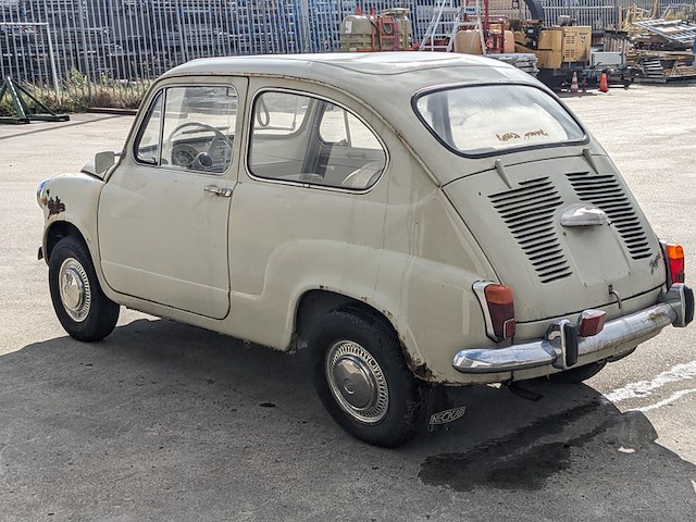 Oldtimer personenauto , neckar, jagst 2, 1971 - afbeelding 34 van  51