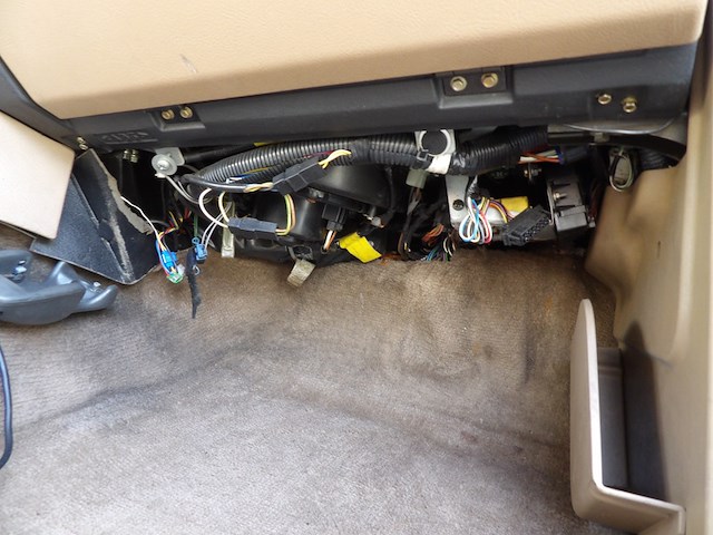 Oldtimer, range rover, classic 3.9 v8, 3.5 v8, anthraciet-metallic, 1973 - afbeelding 49 van  113