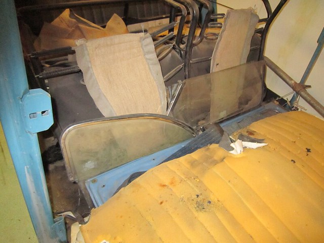 Oldtimer restauratieobject, citroën, 2cv6, blauw, 1981 - afbeelding 39 van  52