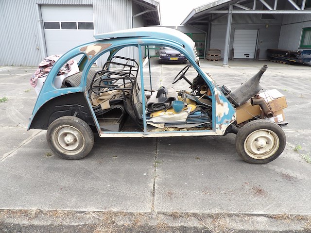 Oldtimer restauratieobject, citroën, 2cv6, blauw, 1981 - afbeelding 45 van  52