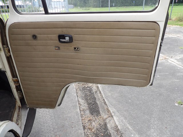 Oldtimer restauratieobject, volkswagen, t2a amescador camper, wit, 1969 - afbeelding 26 van  51