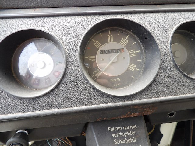 Oldtimer restauratieobject, volkswagen, t2a amescador camper, wit, 1969 - afbeelding 32 van  51