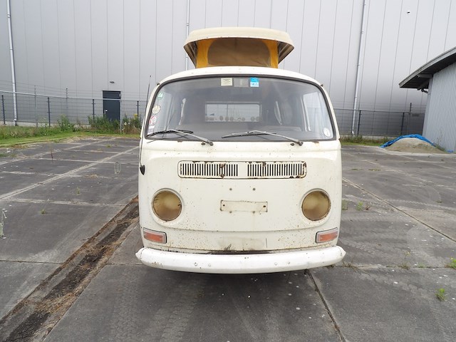 Oldtimer restauratieobject, volkswagen, t2a amescador camper, wit, 1969 - afbeelding 44 van  51