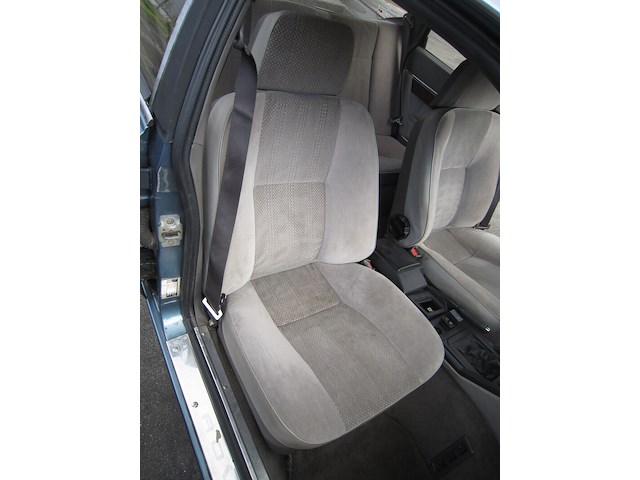 Oldtimer, rover, sd1 3500 vitesse, blauw-metallic, 1986 - afbeelding 110 van  154