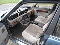 Oldtimer, rover, sd1 3500 vitesse, blauw-metallic, 1986 - afbeelding 151 van  154