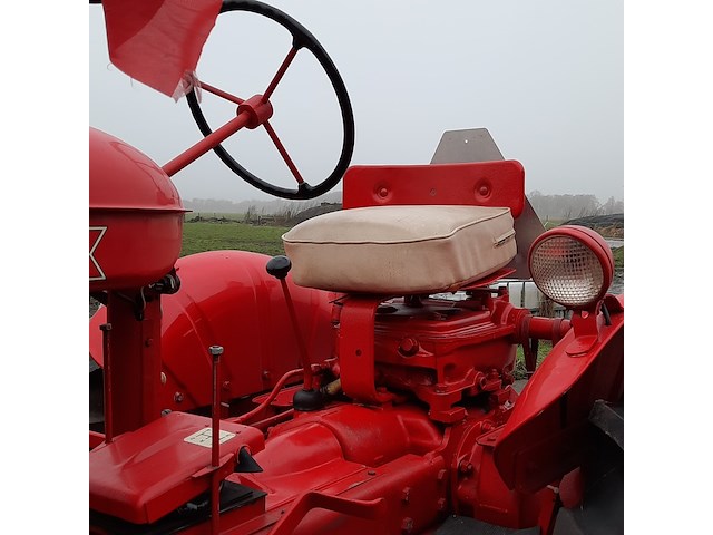 Oldtimer tractor cockshutt, 20, bouwjaar 1953 - afbeelding 4 van  29