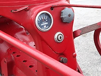 Oldtimer tractor farmall, cub, bouwjaar 1947 - afbeelding 16 van  40