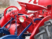 Oldtimer tractor farmall, cub, bouwjaar 1947 - afbeelding 25 van  40