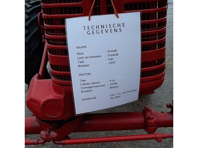 Oldtimer tractor farmall, cub, bouwjaar 1947 - afbeelding 28 van  40